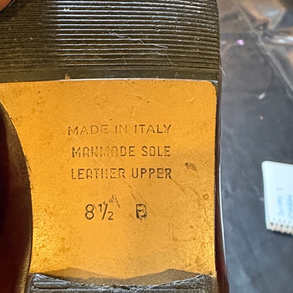 Source Unknown Deep Red Heeled Boots - Picture 8 of 9